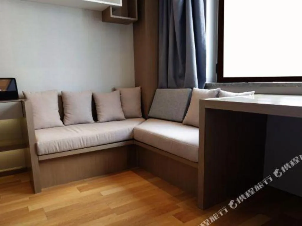 Hujialou Hot Spring Hotel