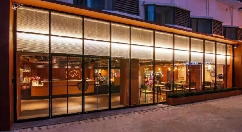 YUNIK-Shanghai Zhongshan Park Yan'an Xi Road