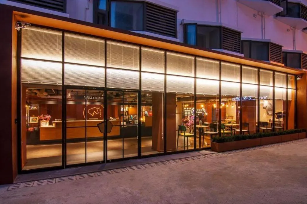 YUNIK-Shanghai Zhongshan Park Yan'an Xi Road