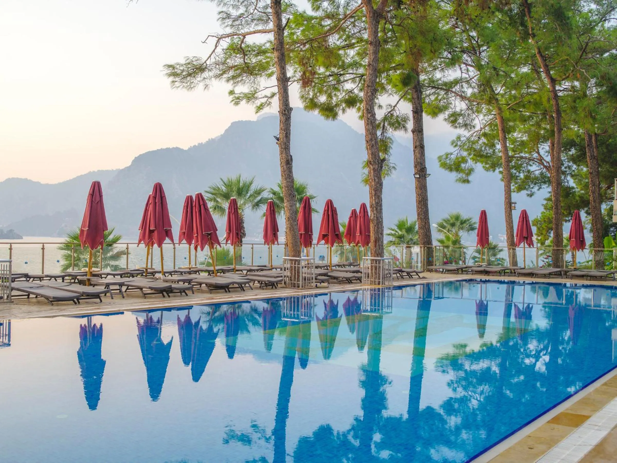 Swimming pool in Orka Lotus Beach