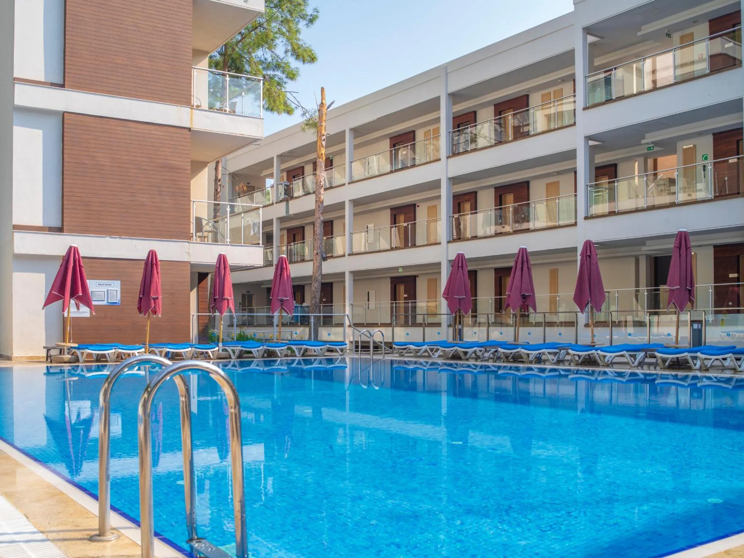 Swimming pool in Orka Lotus Beach