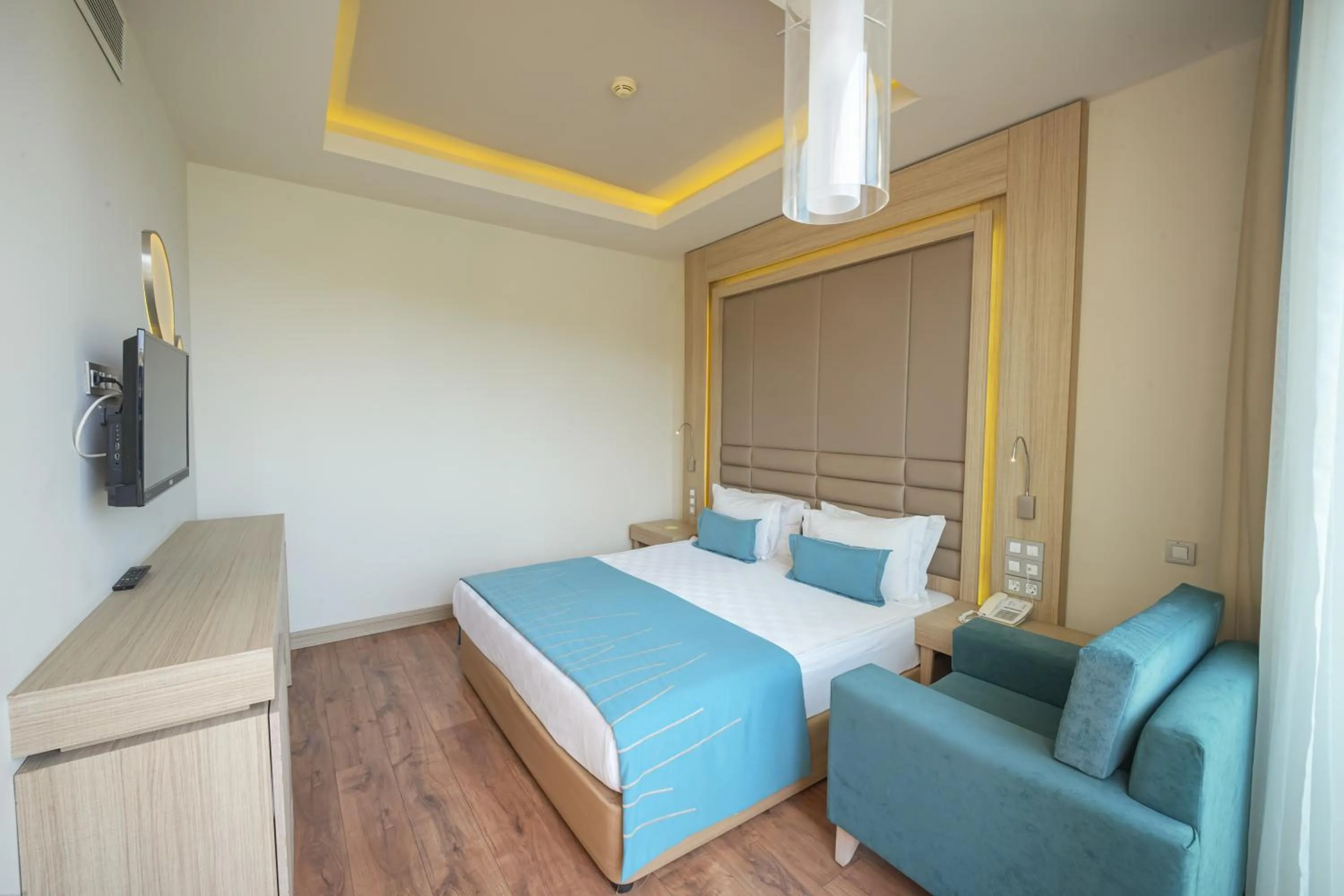 Photo of the whole room, Bed in Orka Lotus Beach