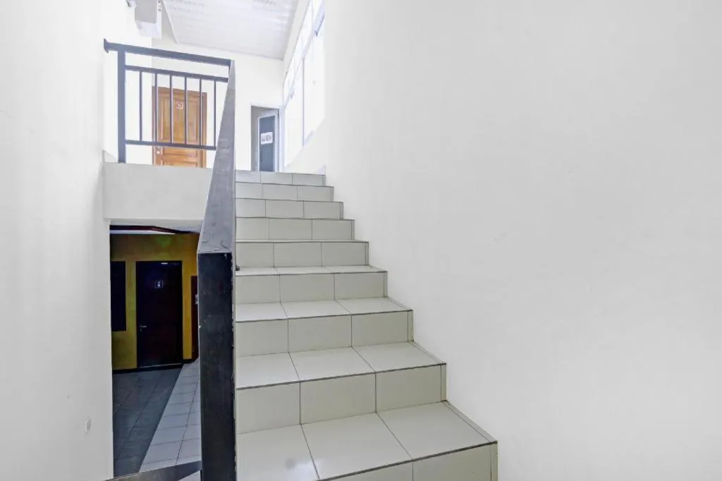 OYO 90796 Hotel Mulya Indah