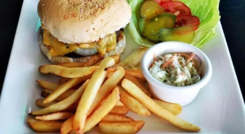 Amanente'z Beach Front Resort