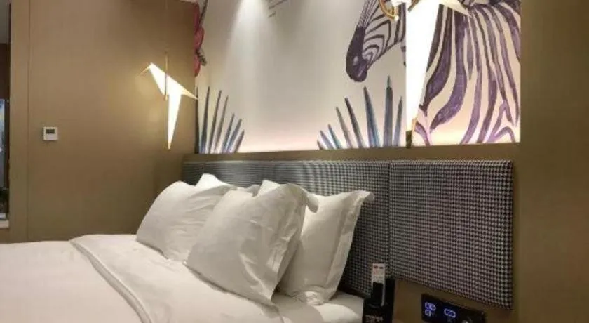 Bed in mango crystal hotel
