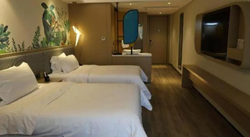 Bed in mango crystal hotel