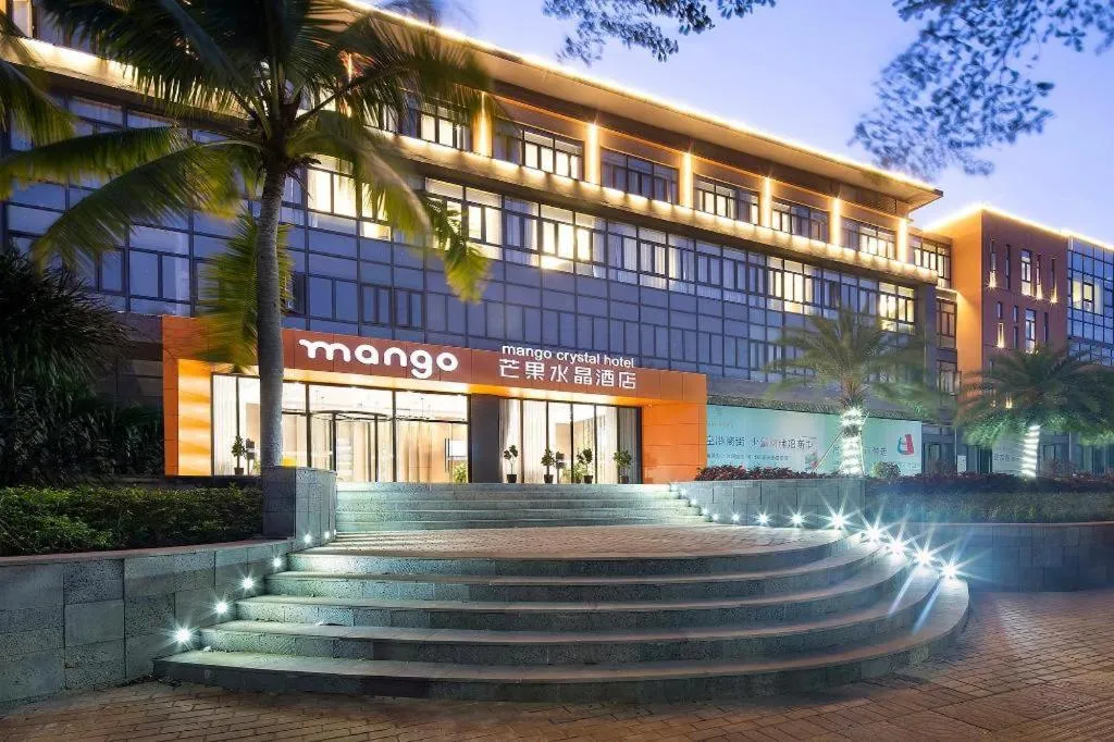 mango crystal hotel