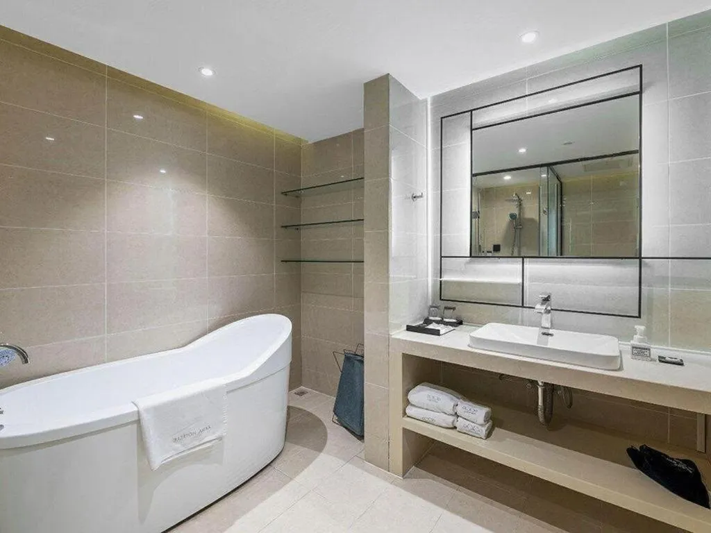 Xana Lite· Zhengzhou Provincial Center Store