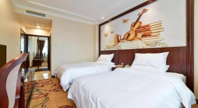 Bed in Vienna Classic Hotel Zhangzhou Longchi Center