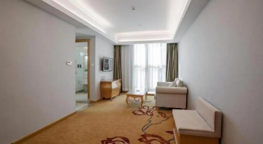 Vienna Hotel Guangdong Huizhou Lilin North Railway Station