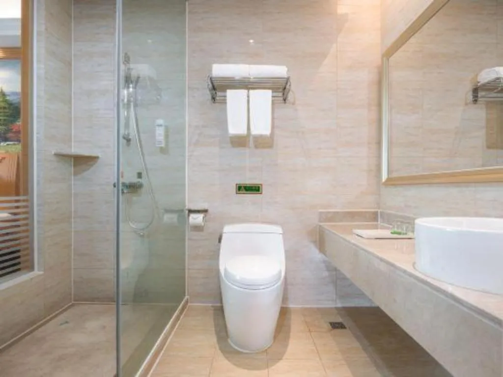 Vienna Hotel Guangdong Huizhou Lilin North Railway Station