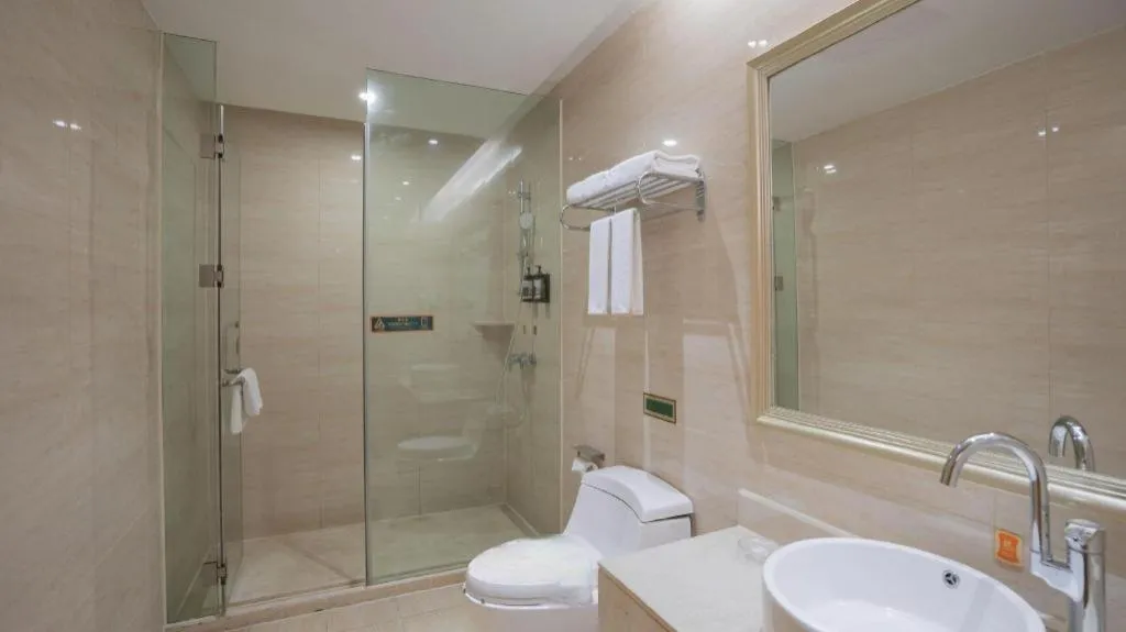 Vienna Hotel Guangdong Huizhou Lilin North Railway Station