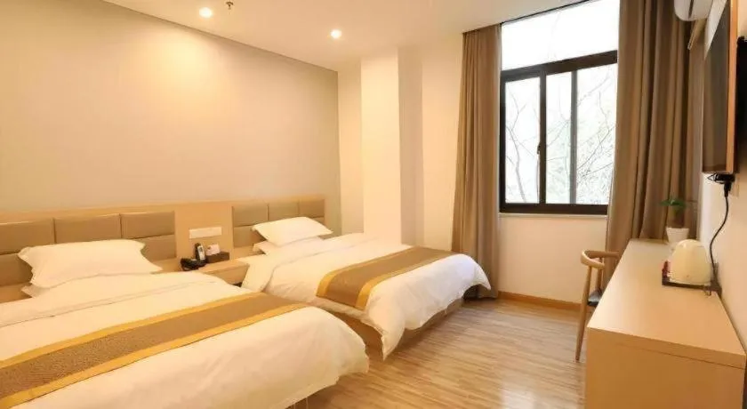 Bed in Shell Shanghai Jiading Nanxiang Town Minzhu Street Hotel