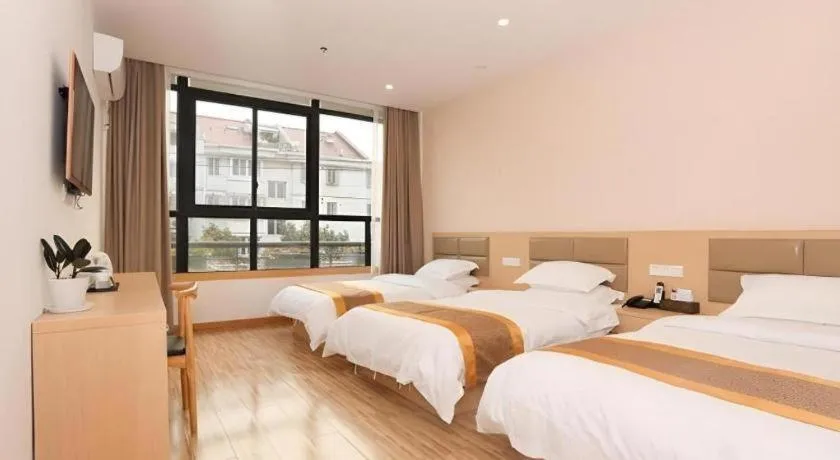 Bed in Shell Shanghai Jiading Nanxiang Town Minzhu Street Hotel