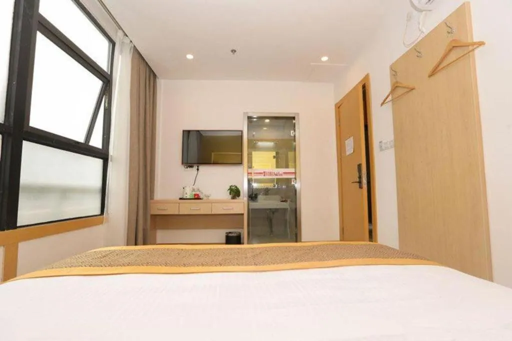 Bed in Shell Shanghai Jiading Nanxiang Town Minzhu Street Hotel