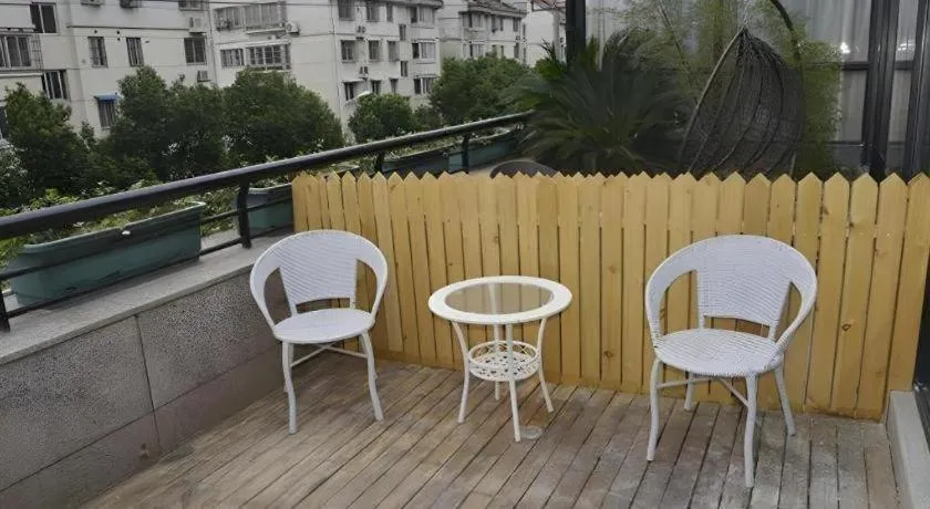 Shell Shanghai Jiading Nanxiang Town Minzhu Street Hotel