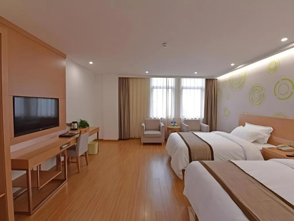 Bed in GreenTree Inn Tongxiang Chongfuzhen World Fur Center Branch