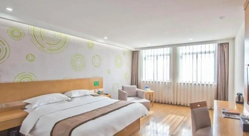 Bed in GreenTree Inn Tongxiang Chongfuzhen World Fur Center Branch