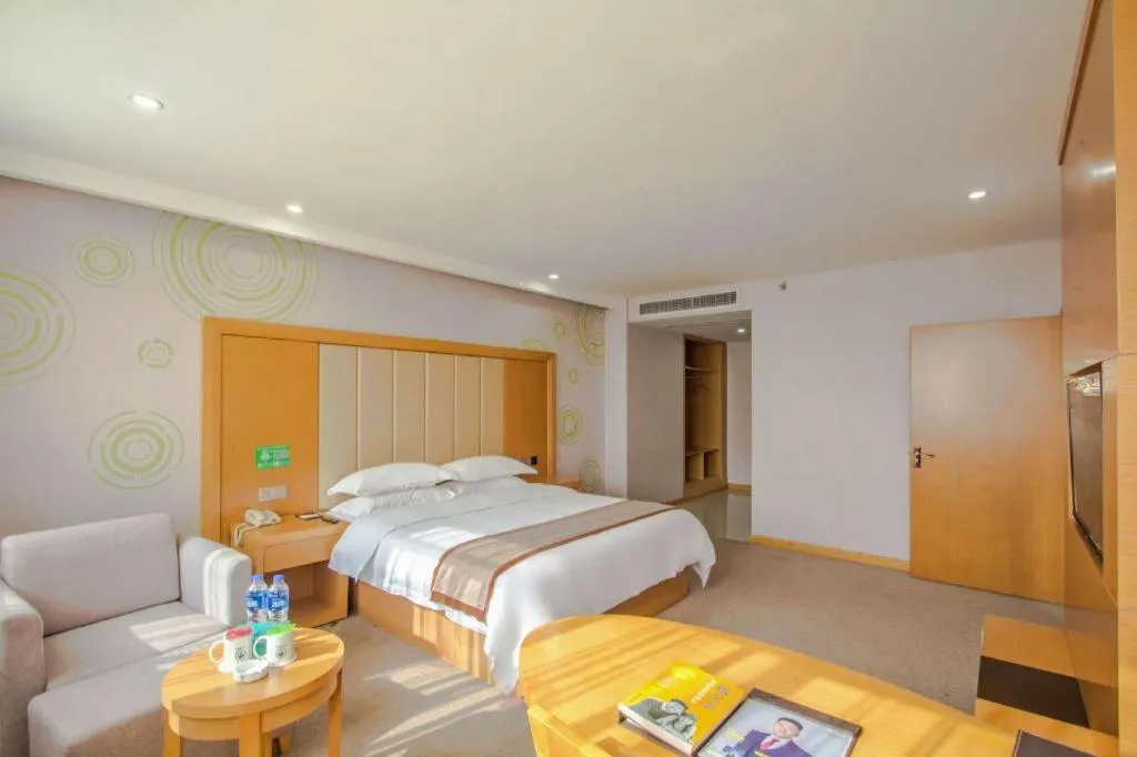 Bed in GreenTree Inn Tongxiang Chongfuzhen World Fur Center Branch