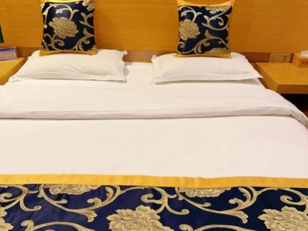 Bed in GreenTree Inn Shanghai Fengxian District Xiaotang Metro Station