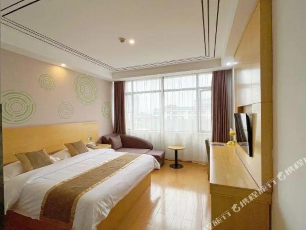 Bed in GreenTree Inn Shanghai Fengxian District Xiaotang Metro Station