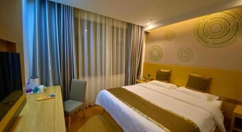 Bed in GreenTree Inn Shanghai Fengxian District Xiaotang Metro Station