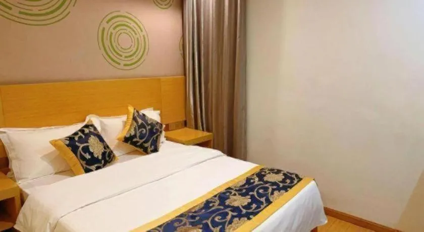 Bed in GreenTree Inn Shanghai Fengxian District Xiaotang Metro Station