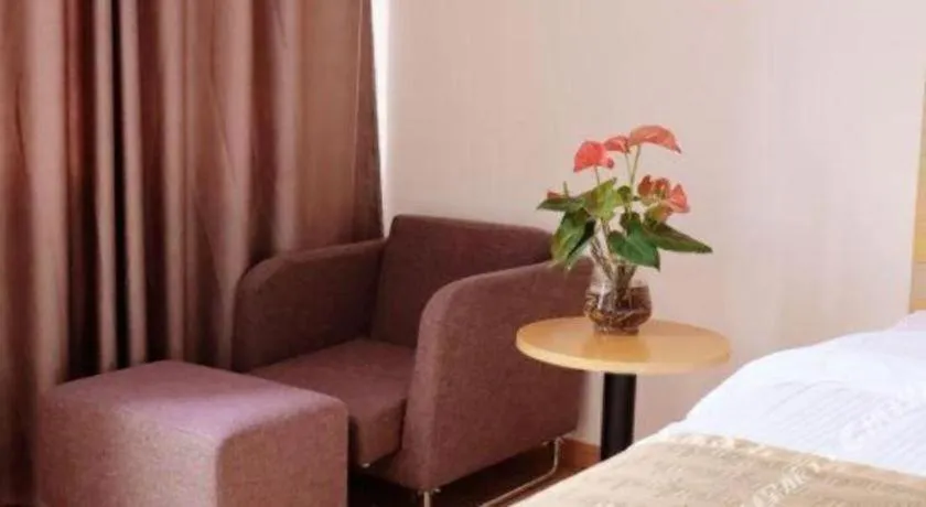 Bed in GreenTree Inn Shanghai Fengxian District Xiaotang Metro Station