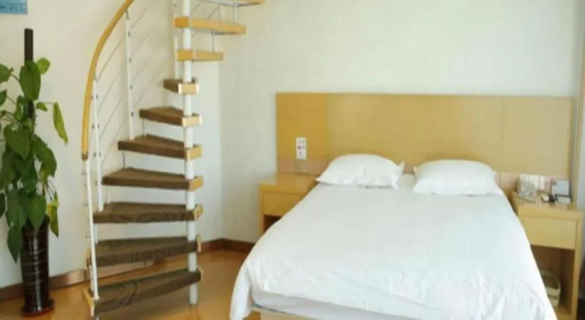 Bed in GreenTree Inn Binzhou Bus Station