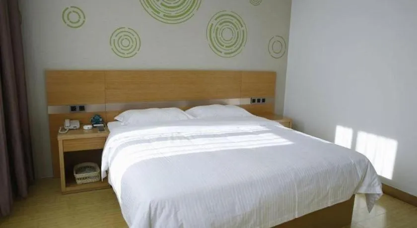 Bed in GreenTree Inn Ordos Kangbashi District Ulan Mulun Street Branch