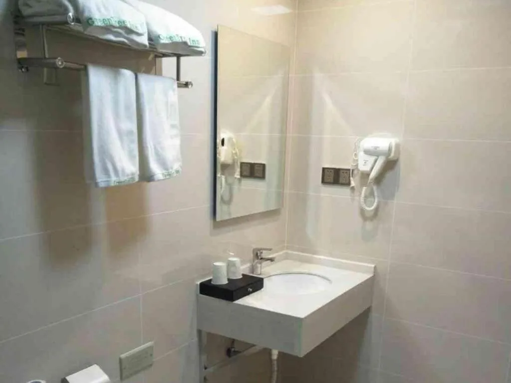 GreenTree Inn Yancheng Dongtai Fuan Town Express Hotel