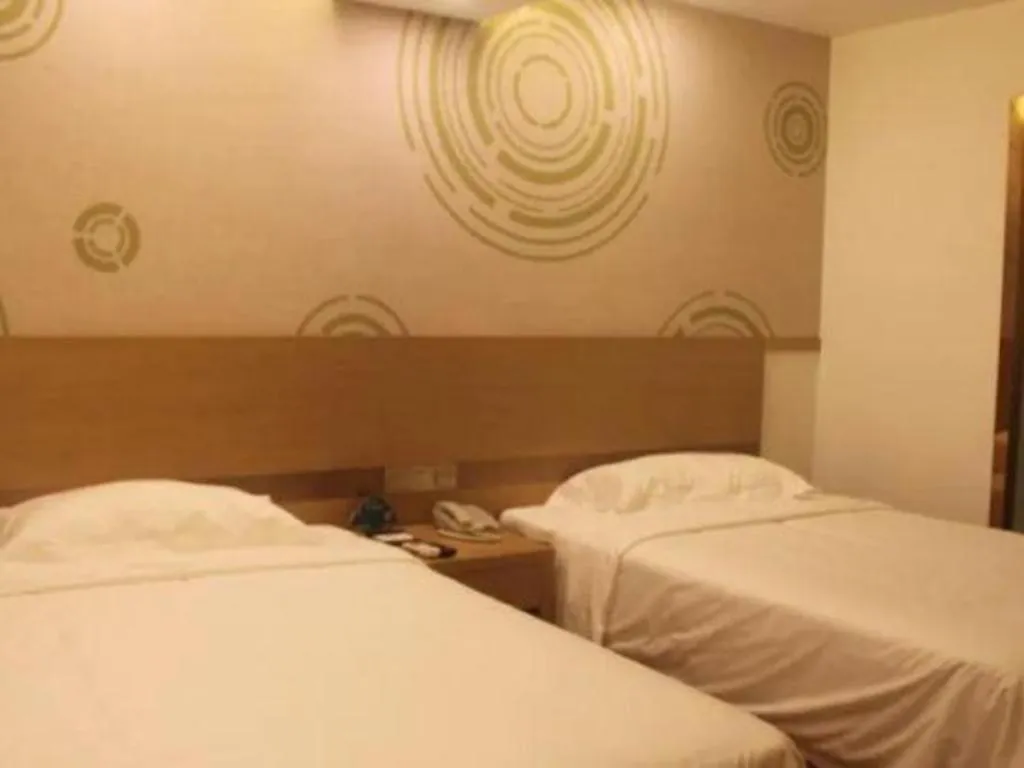 Bed in GreenTree Inn Jingjiang Xieqiao Town Xinhua Road