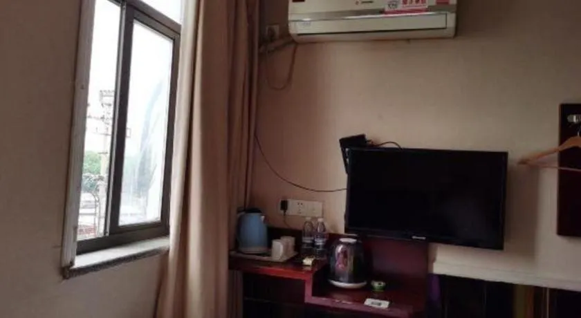 Shell Hotel Shanghai Baoshan Meilanhu Luosheng Road