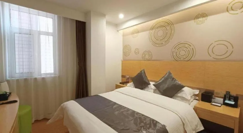 Bed in GreenTree Inn Chengde Shuangyu District Shuangtashan