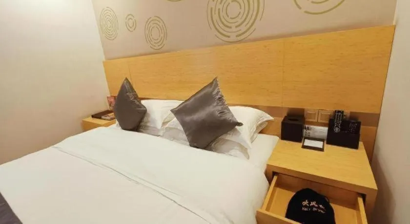 Bed in GreenTree Inn Chengde Shuangyu District Shuangtashan