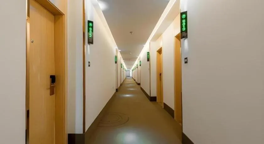 GreenTree Inn Wuhu Eshan Road University City