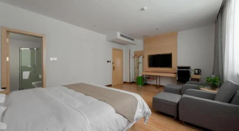 Bed in GreenTree Inn Wuhu Eshan Road University City
