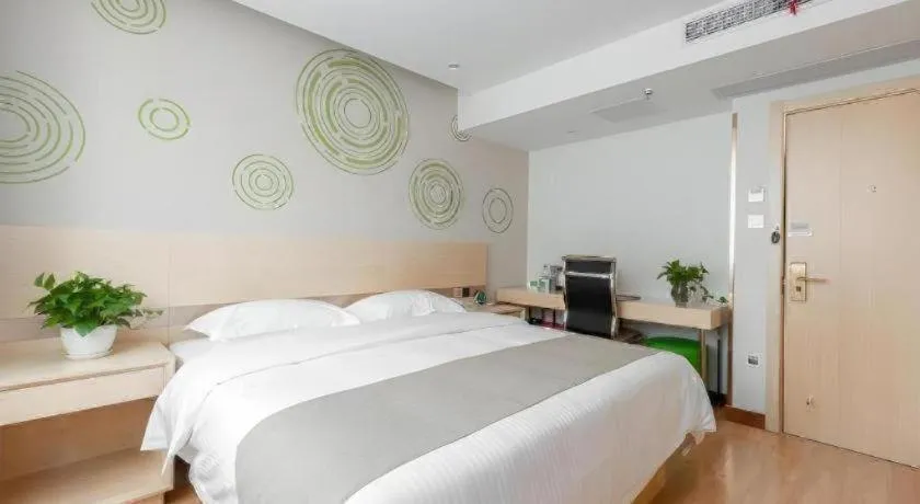 Bed in GreenTree Inn Wuhu Eshan Road University City