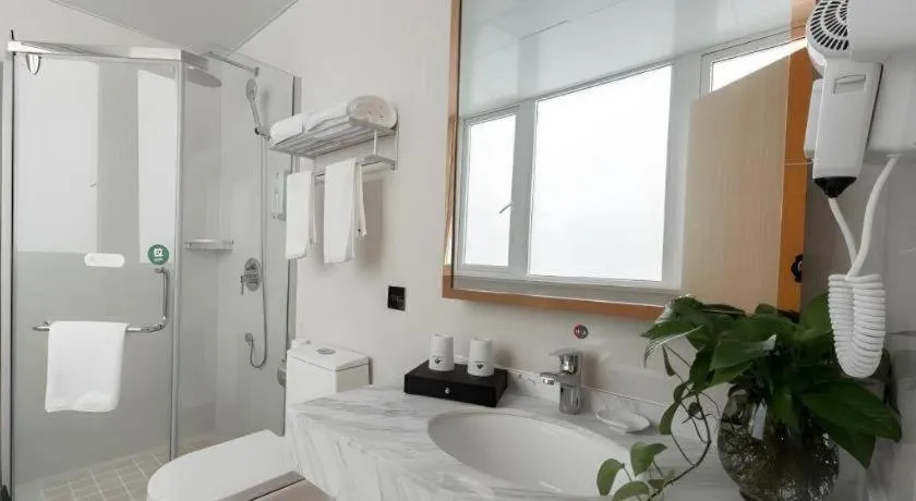 GreenTree Inn Wuhu Eshan Road University City