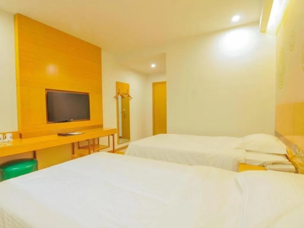 GreenTree Inn Xi'an Railway Station General Bus Station