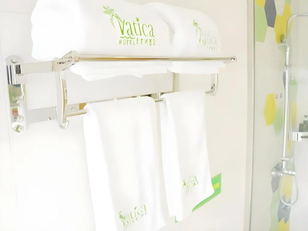 Vatica Hefei Feidong County Yuzhou Central Square Hotel