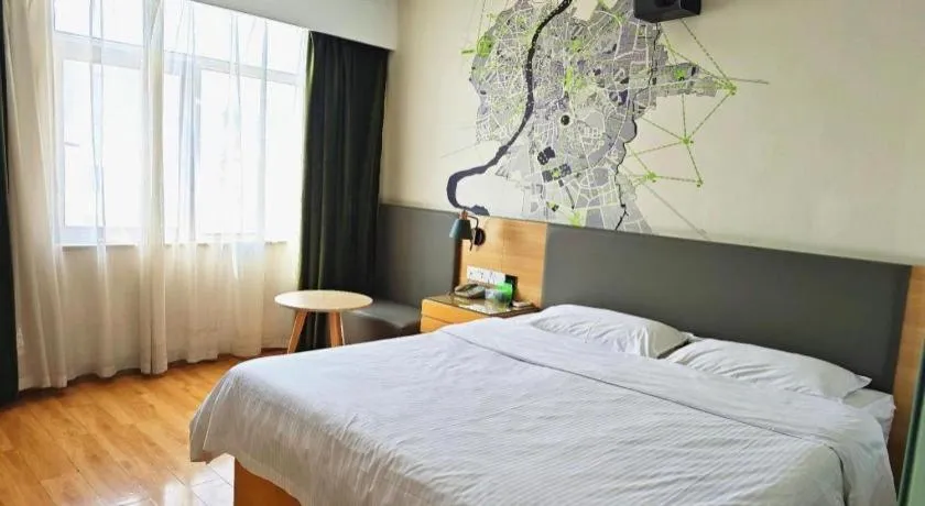 Bed in Vatica Hefei Feidong County Yuzhou Central Square Hotel