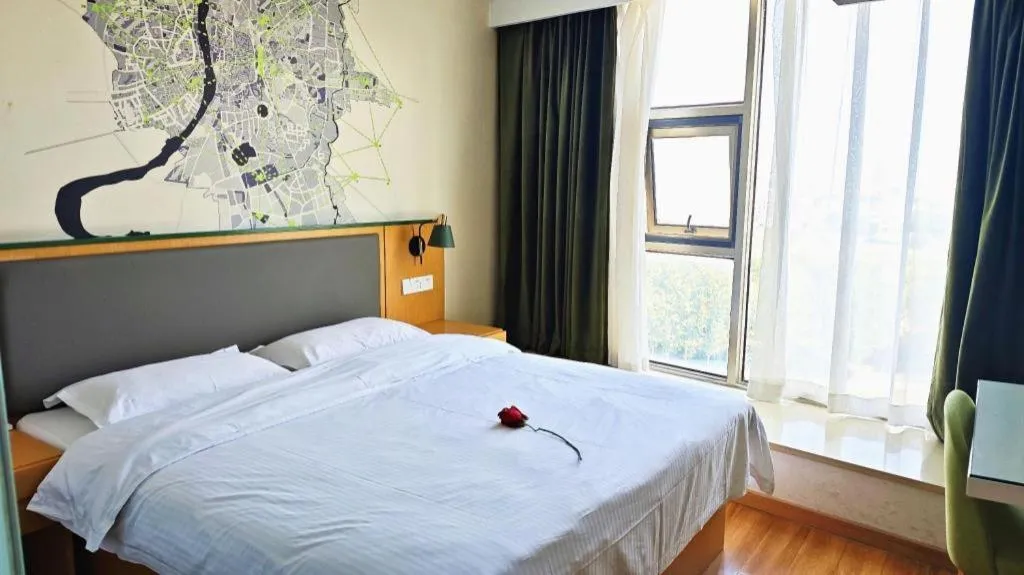 Bed in Vatica Hefei Feidong County Yuzhou Central Square Hotel