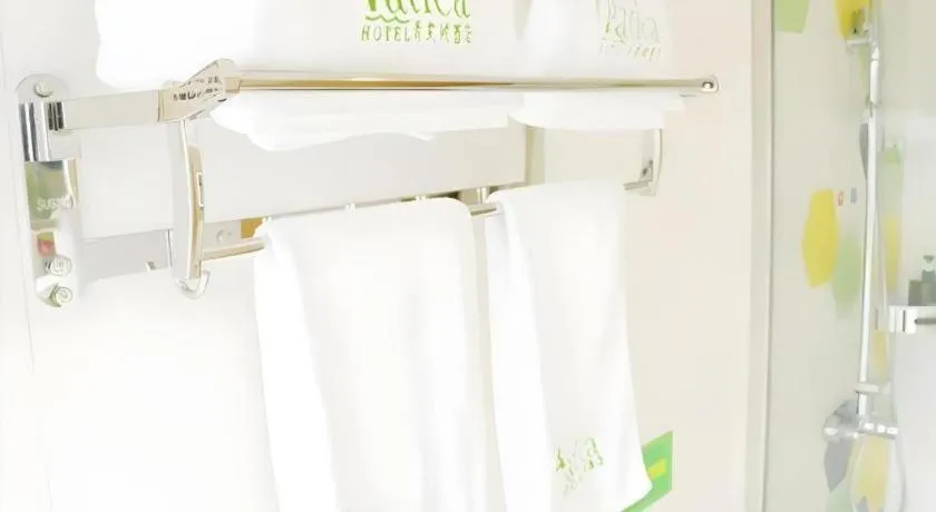 Vatica Hefei Feidong County Yuzhou Central Square Hotel