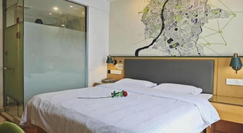 Bed in Vatica Hefei Feidong County Yuzhou Central Square Hotel