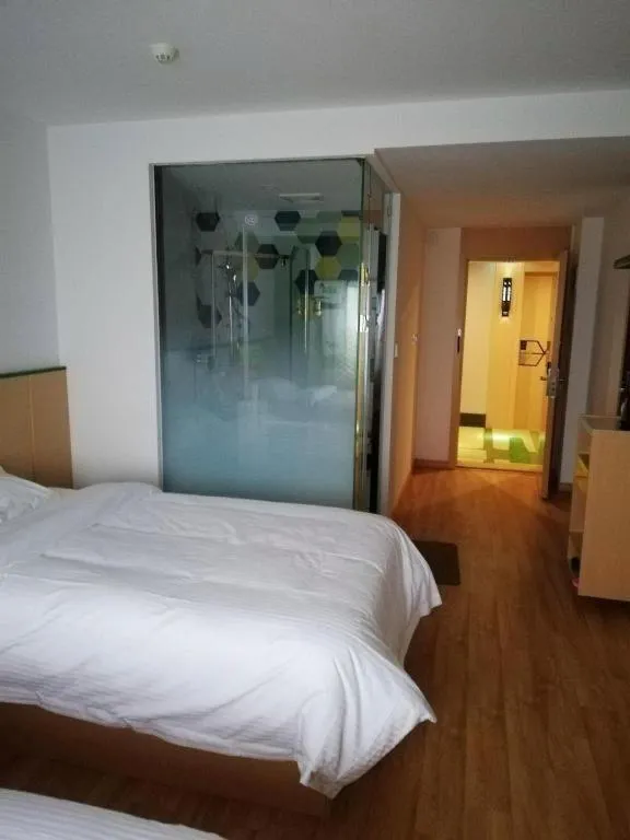 Bed in Vatica Hefei Feidong County Yuzhou Central Square Hotel