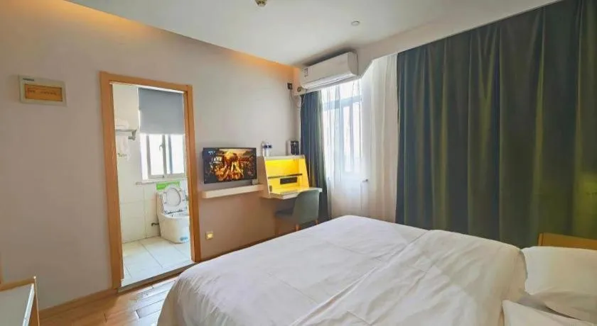 Bed in Vatica Hefei Feidong County Yuzhou Central Square Hotel