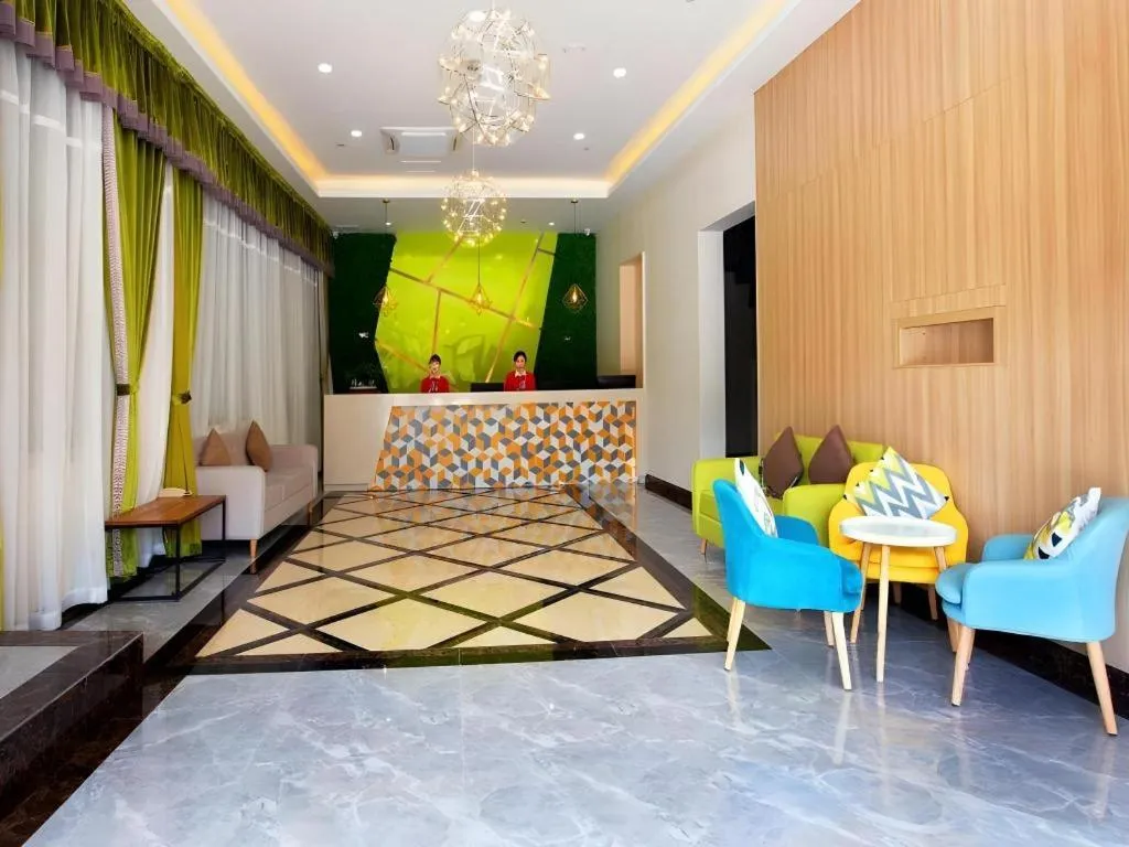 Vatica Hangzhou Xiasha Media College Hotel