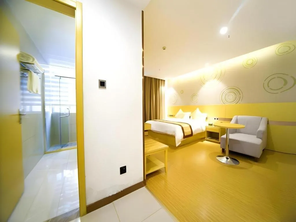 Bed in GreenTree Inn Huanggang City Wuxue City Kanjiang Avenue