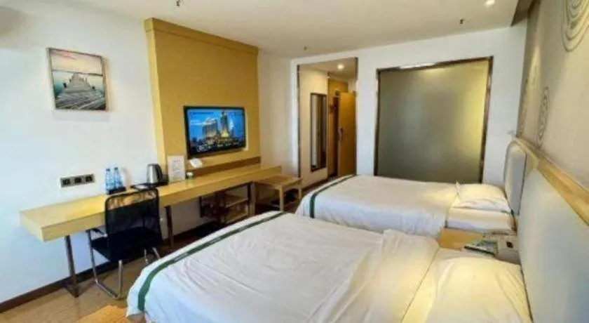 Bed in GreenTree Inn Huanggang City Wuxue City Kanjiang Avenue